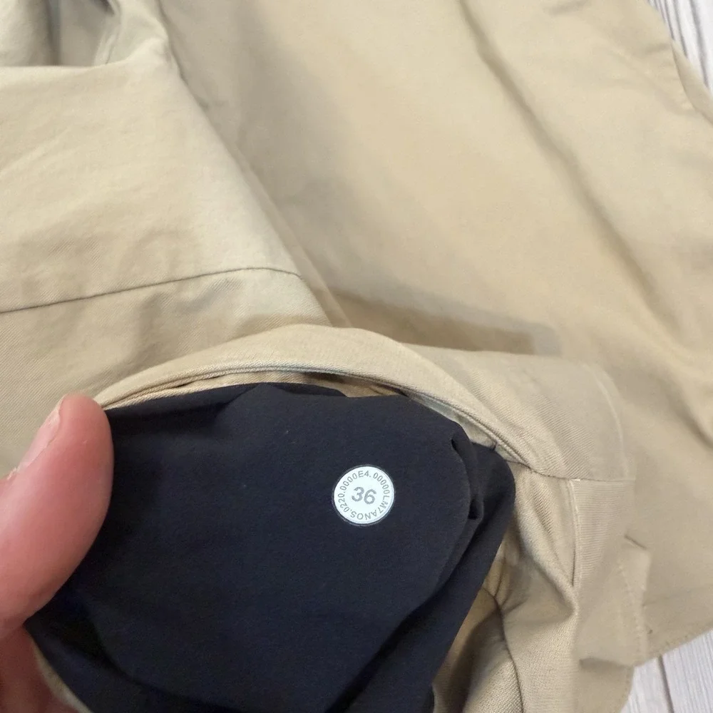 Lululemon Weekender Shorts Men's 36 Brown Khaki 9